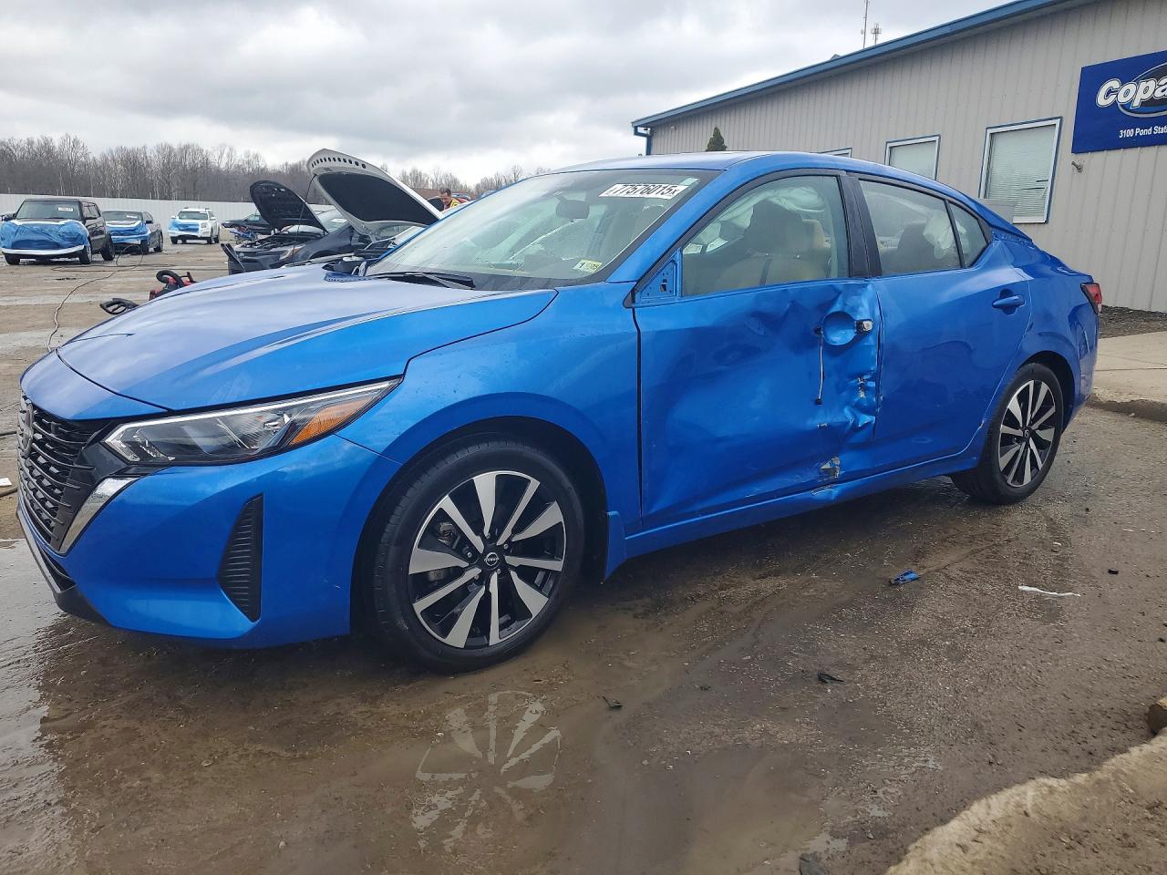 Salvage Nissan Sentra Image