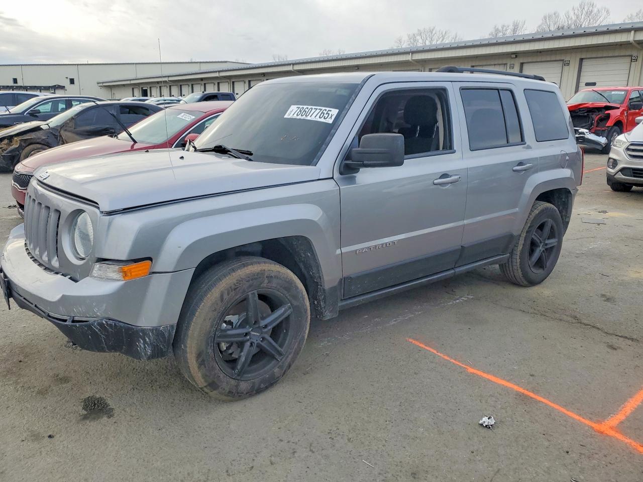Salvage Jeep Patriot Image