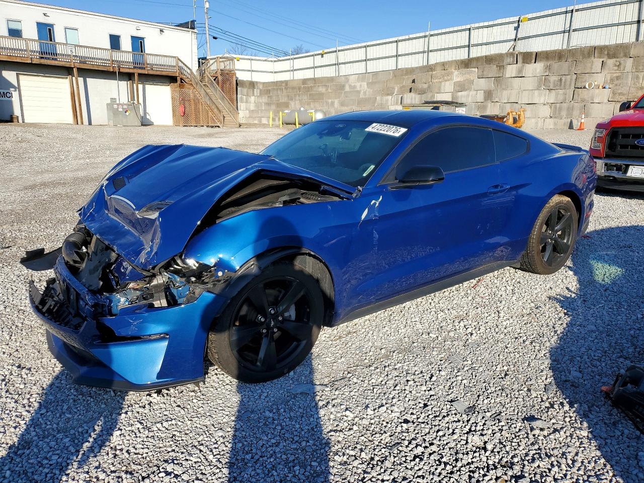 Salvage Ford Mustang Image