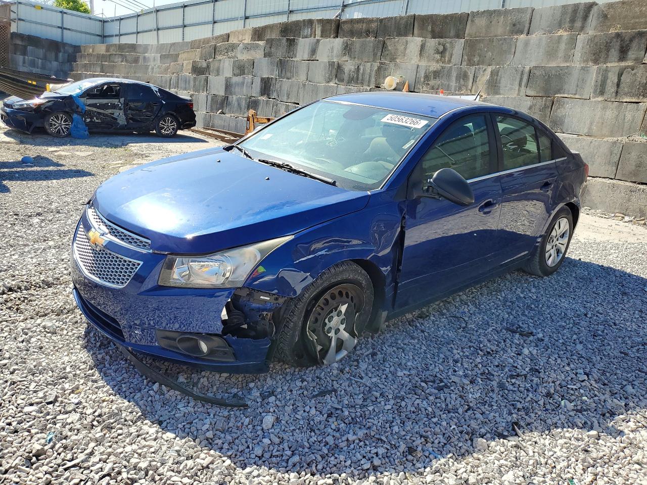 Salvage Chevrolet Cruze Image
