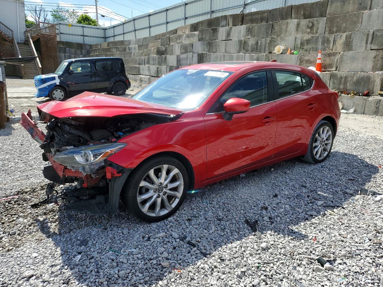 Salvage Mazda 3 Image