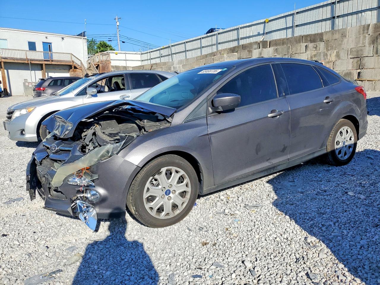 Salvage Ford Focus Image