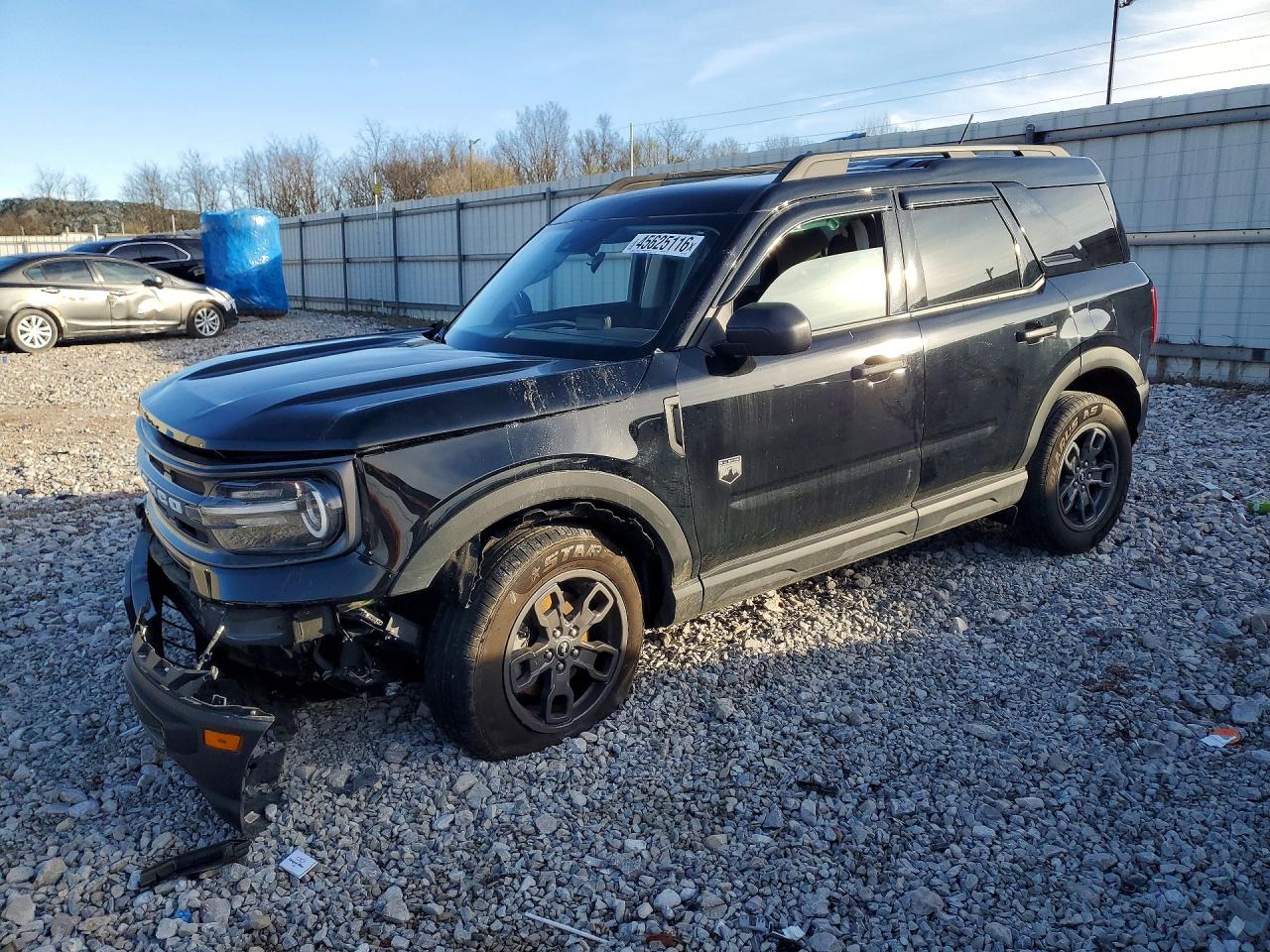 Salvage Ford Bronco Image