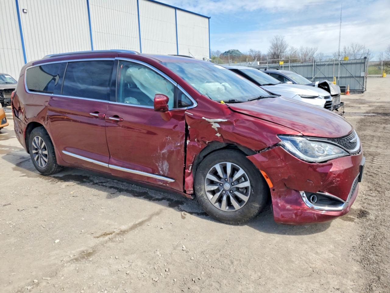 Chrysler Pacifica Touring L Plus