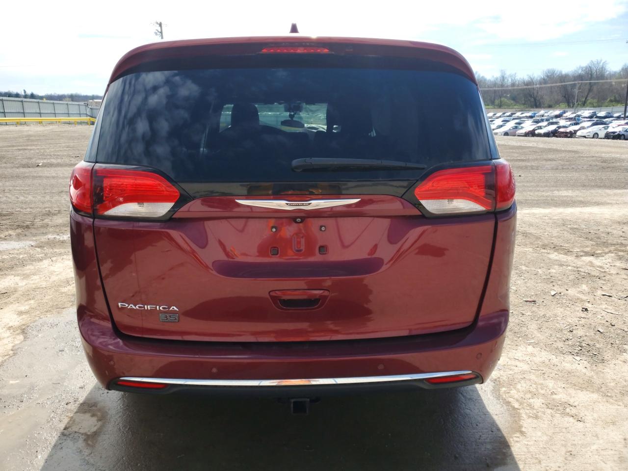 Chrysler Pacifica Touring L Plus