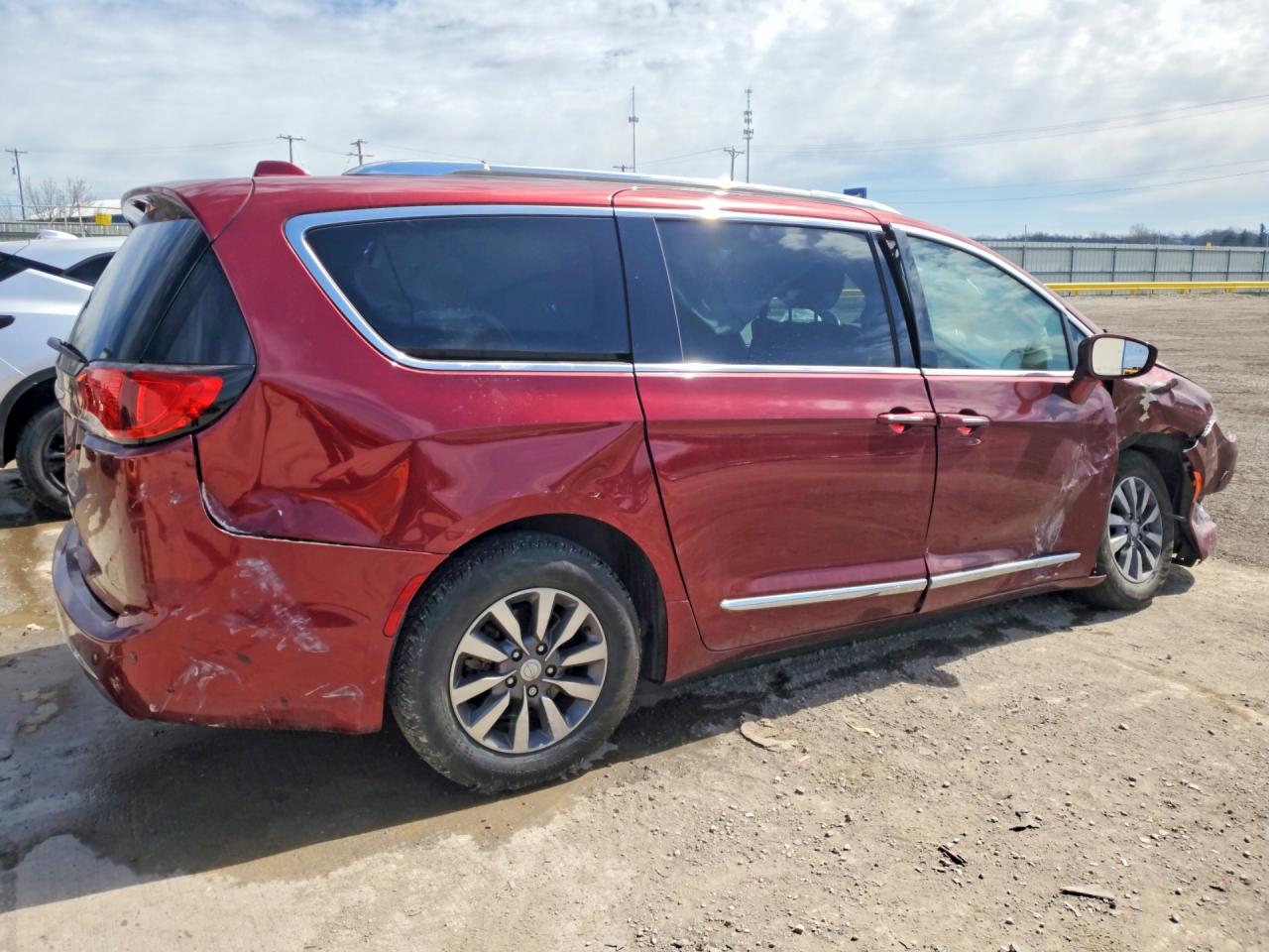 Chrysler Pacifica Touring L Plus