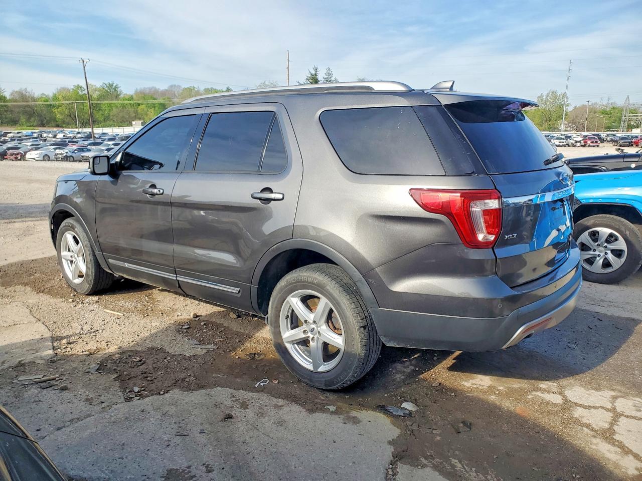 Ford Explorer Xlt