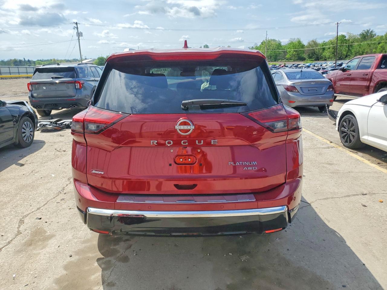 Nissan Rogue Platinum