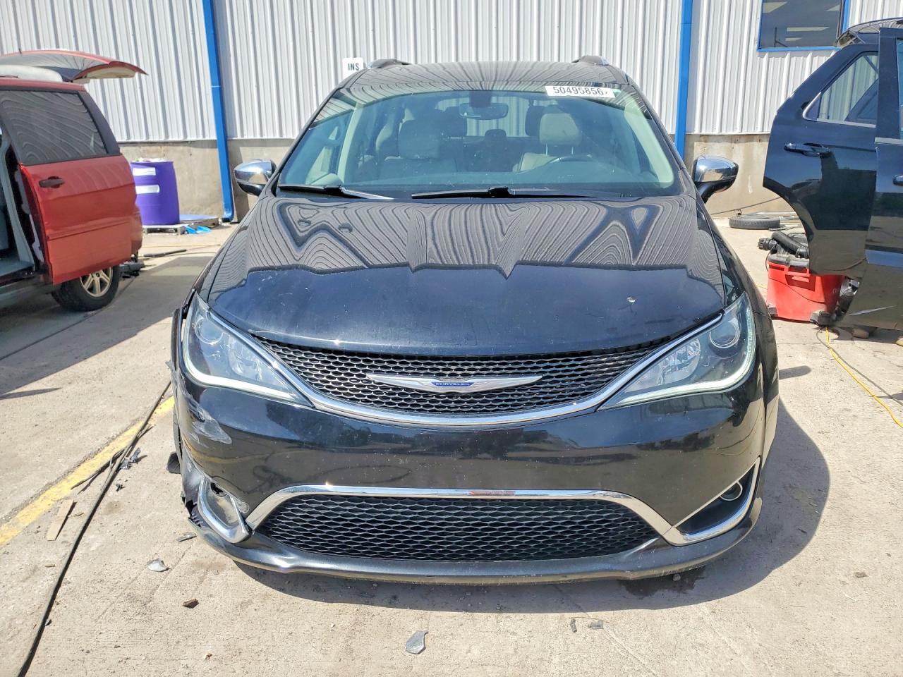 Chrysler Pacifica Limited