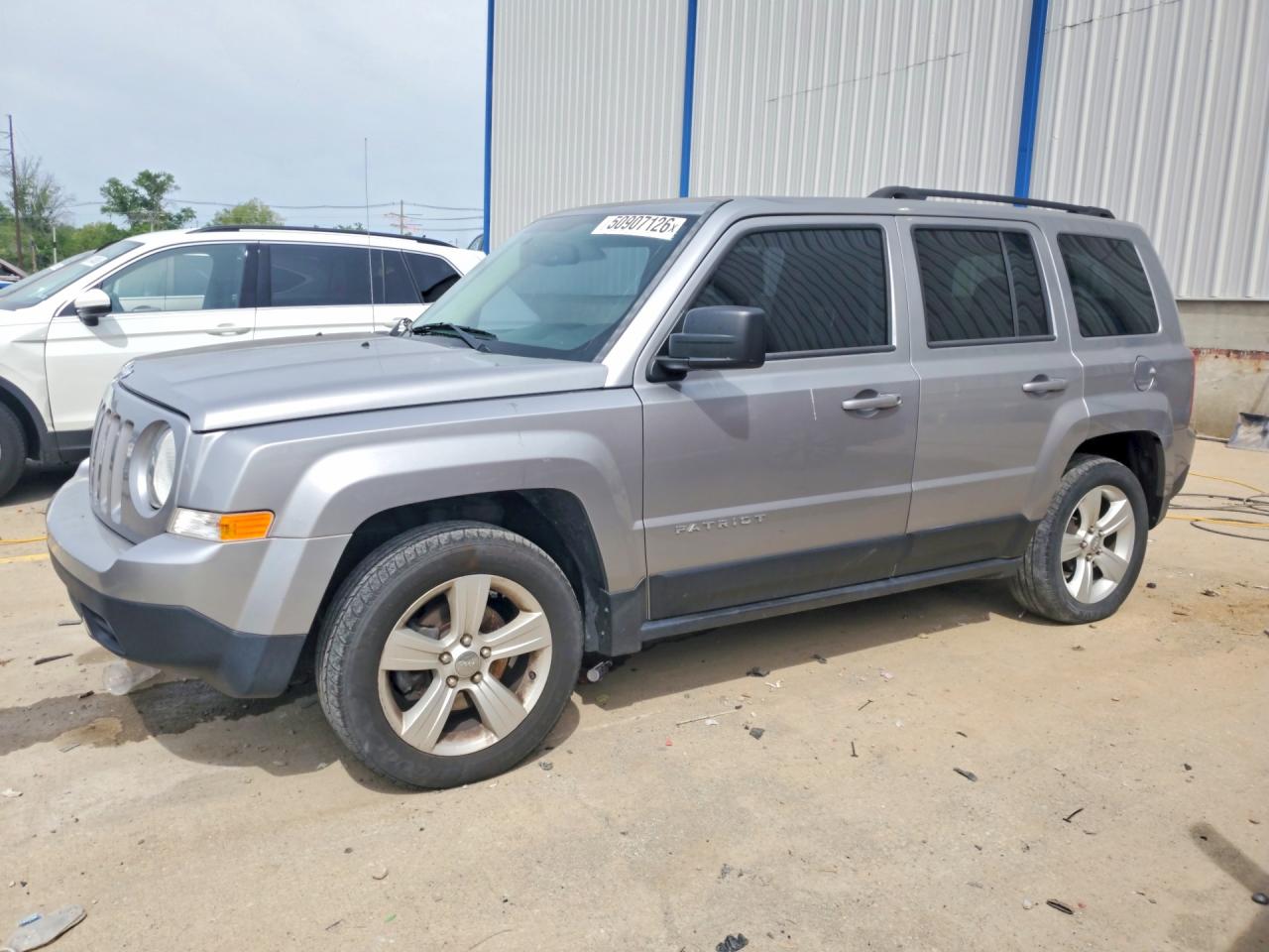 Salvage Jeep Patriot Image