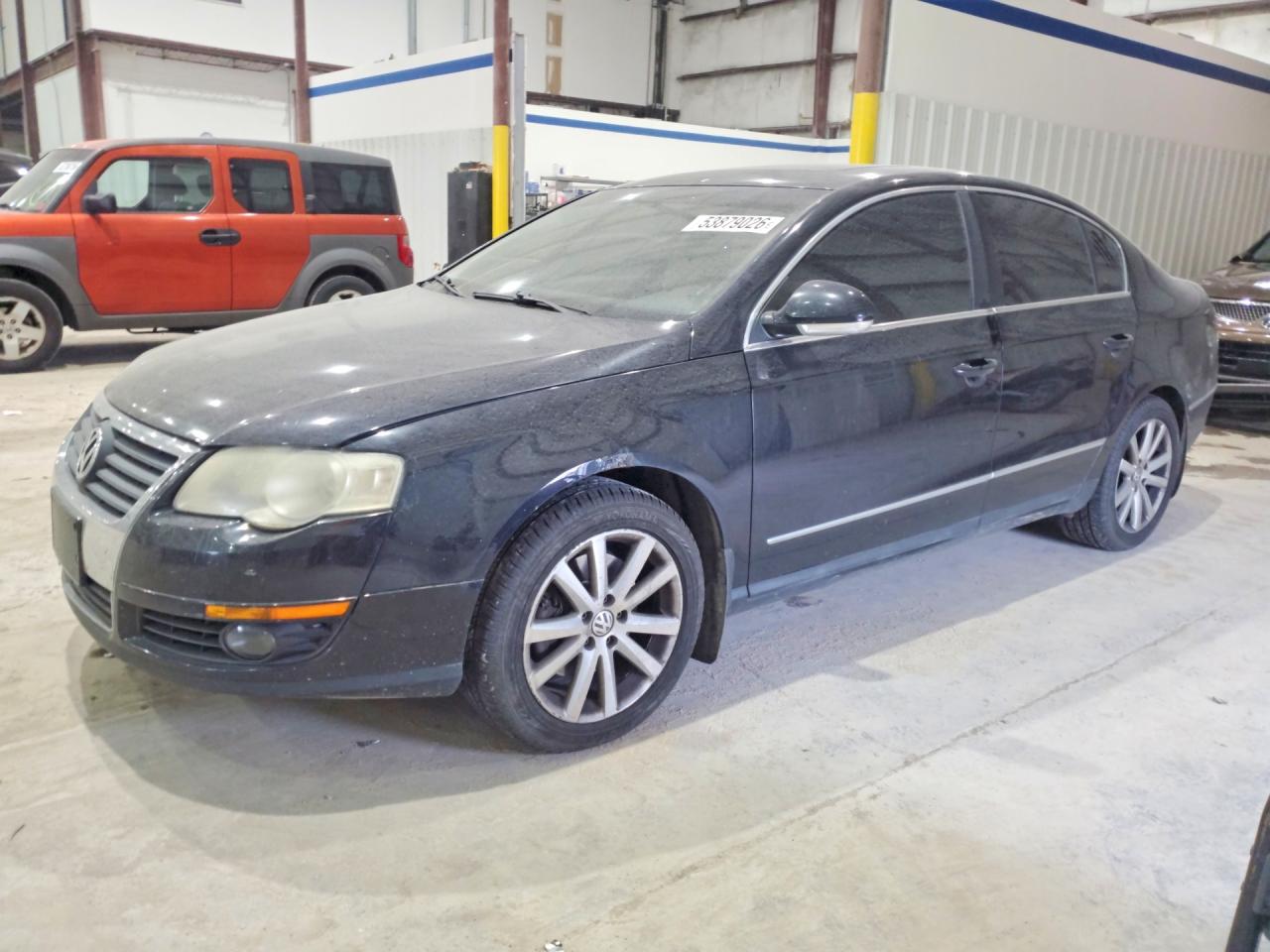 Salvage Volkswagen Passat Image