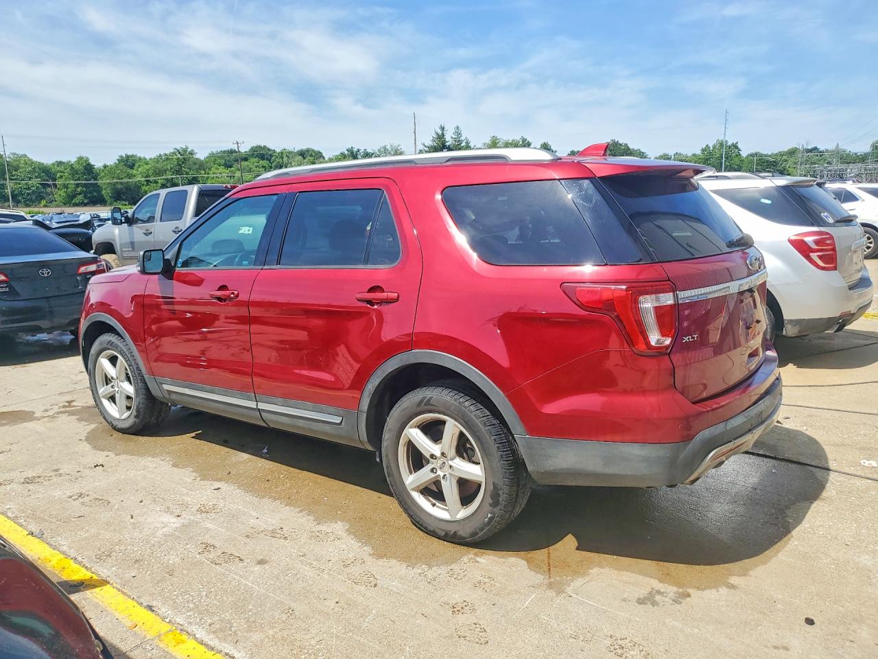 Ford Explorer Xlt