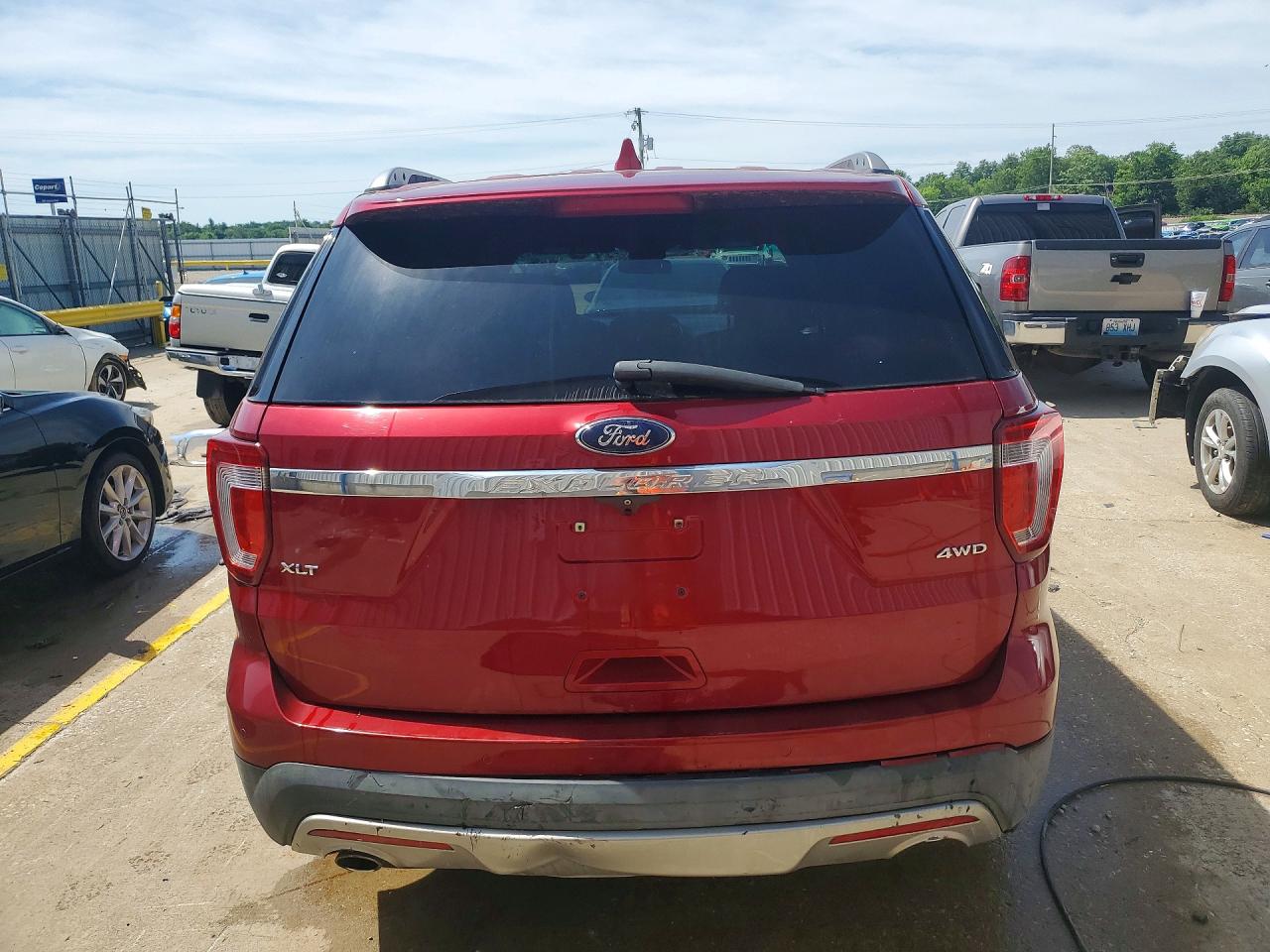 Ford Explorer Xlt