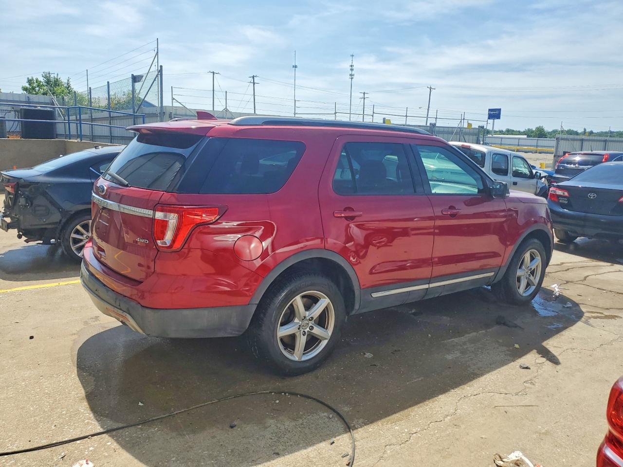 Ford Explorer Xlt