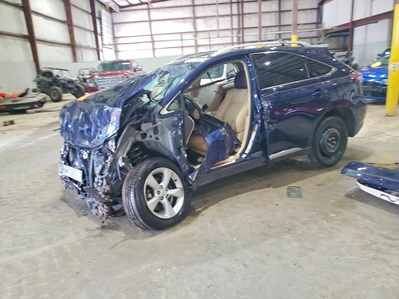 Salvage Lexus RX Image