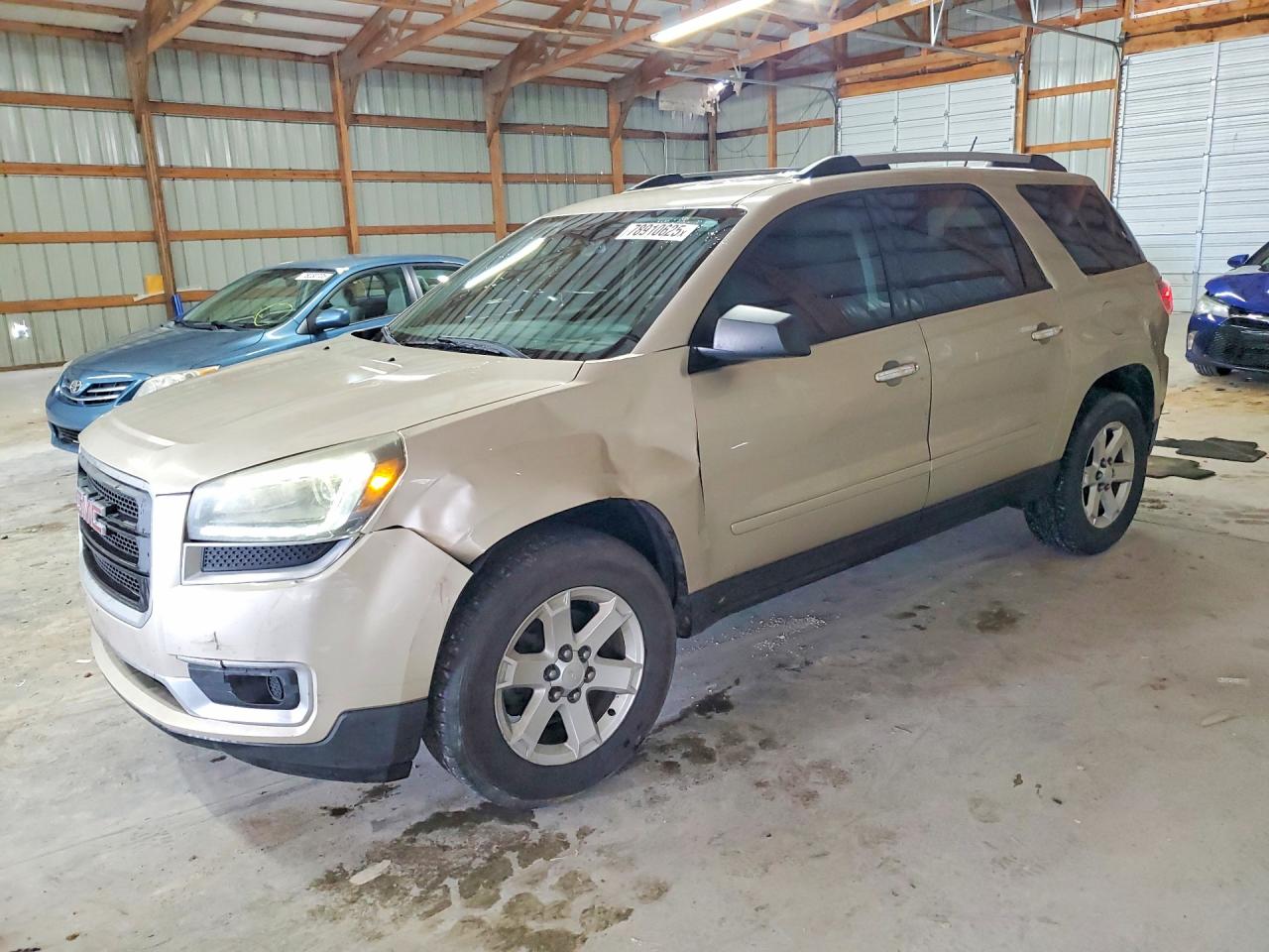 Salvage GMC Acadia Image