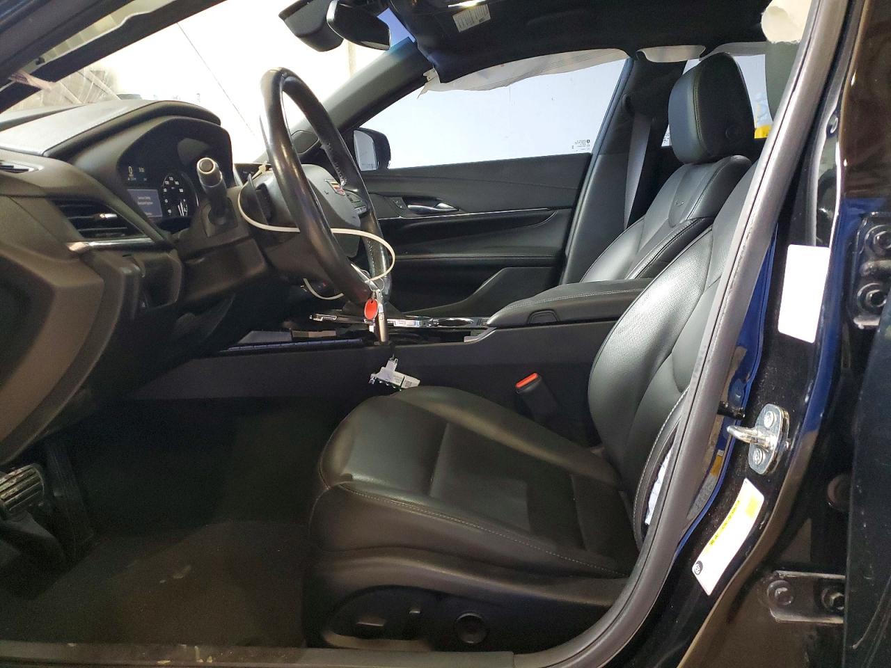 Cadillac CT4 Premium Luxury