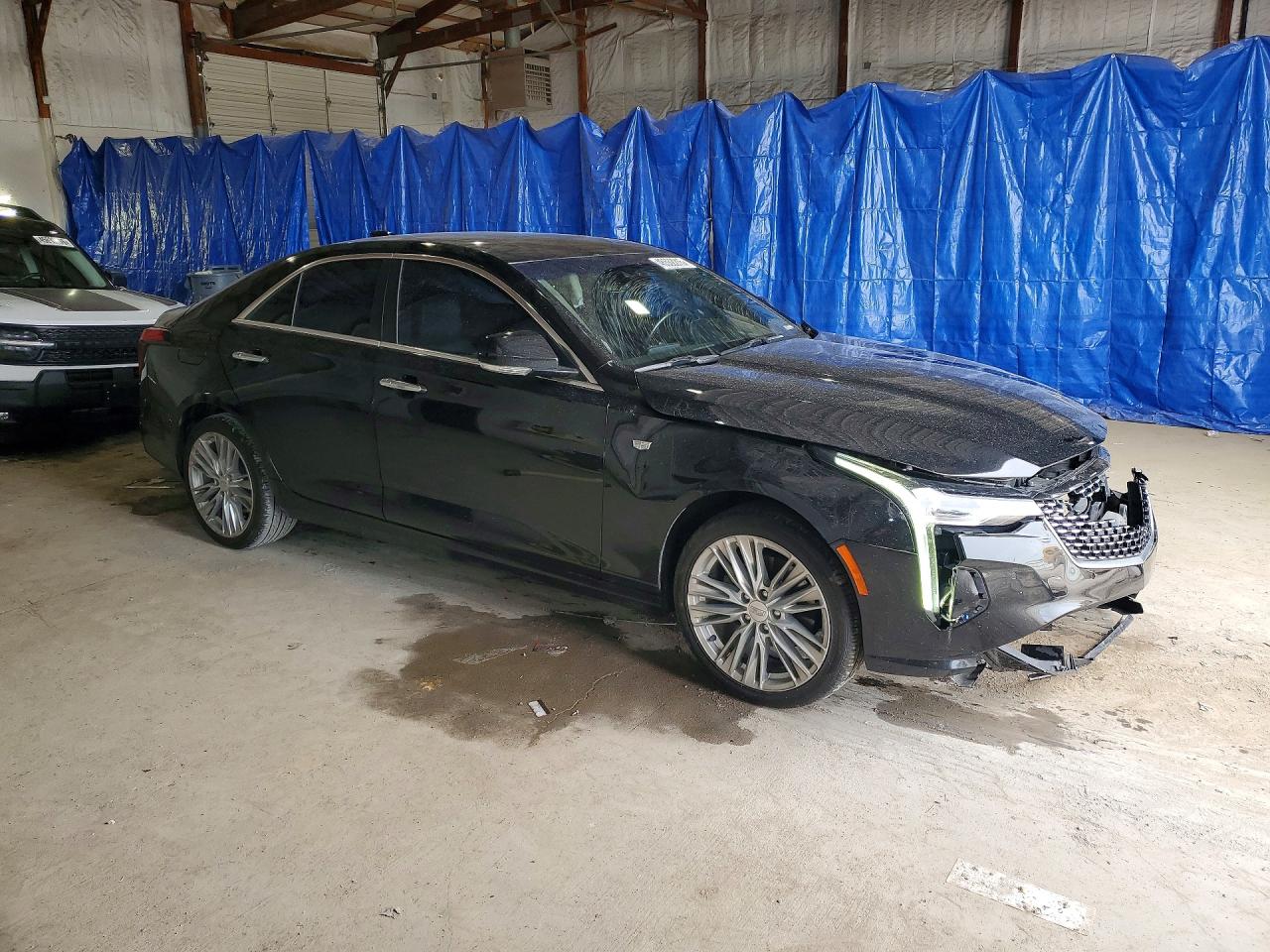 Cadillac CT4 Premium Luxury