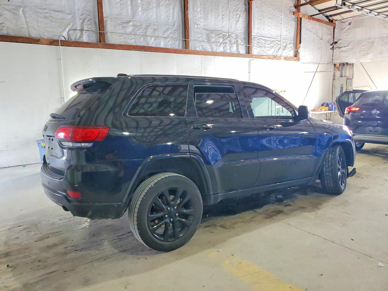 Jeep Grand Cherokee Laredo