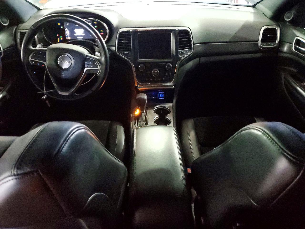 Jeep Grand Cherokee Laredo