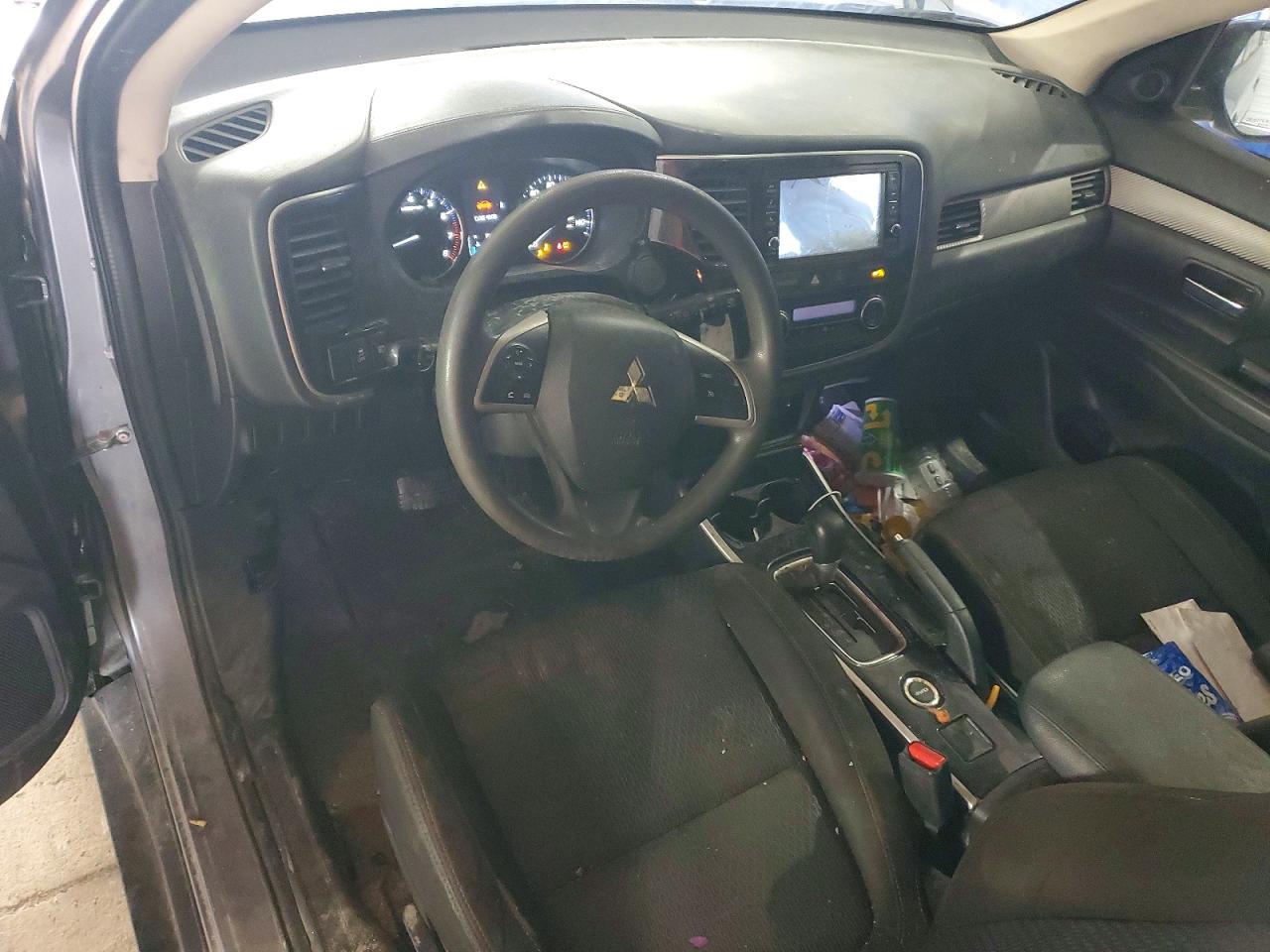 Mitsubishi Outlander Se