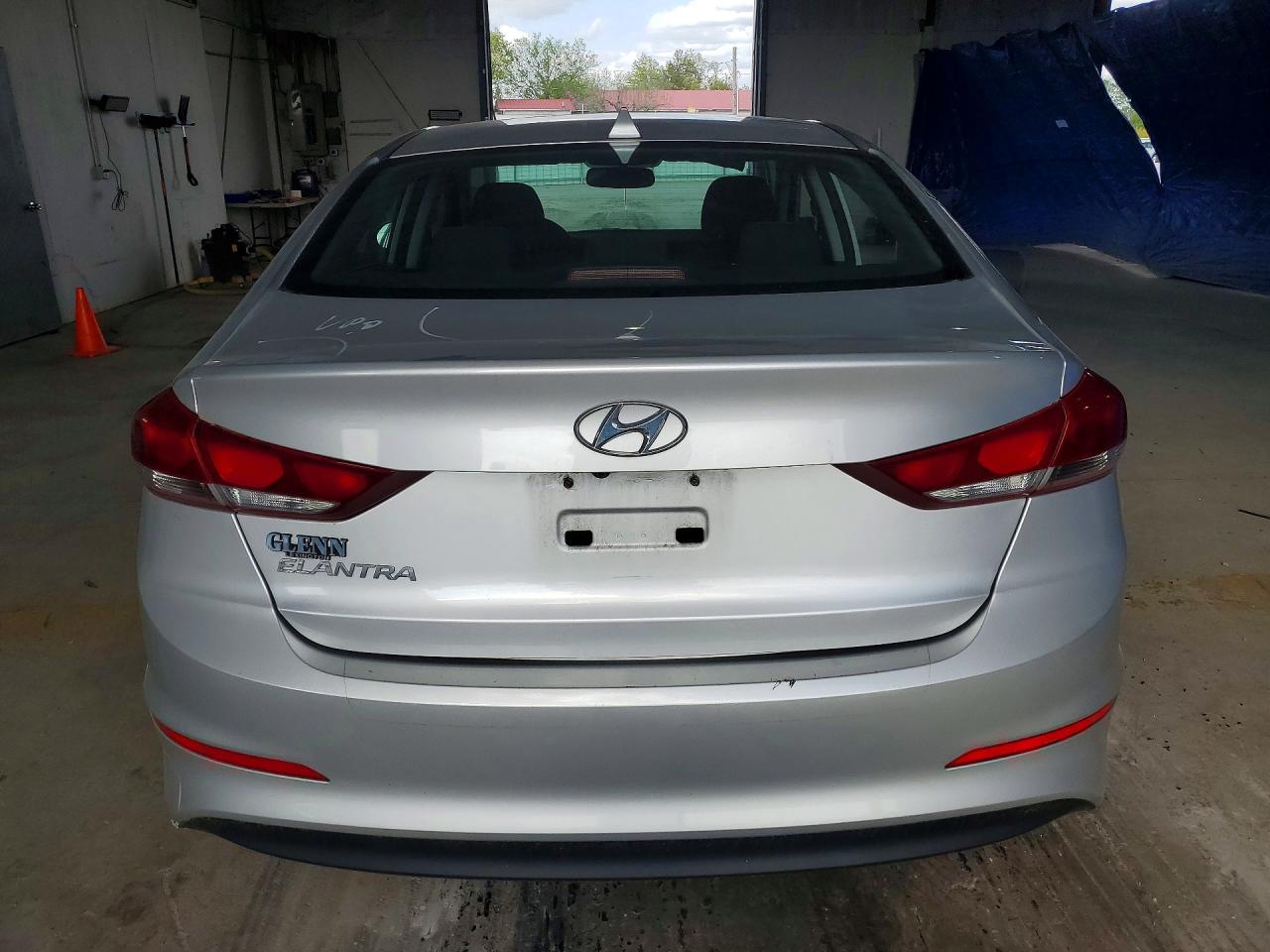 Hyundai ELANTRA Value Edition