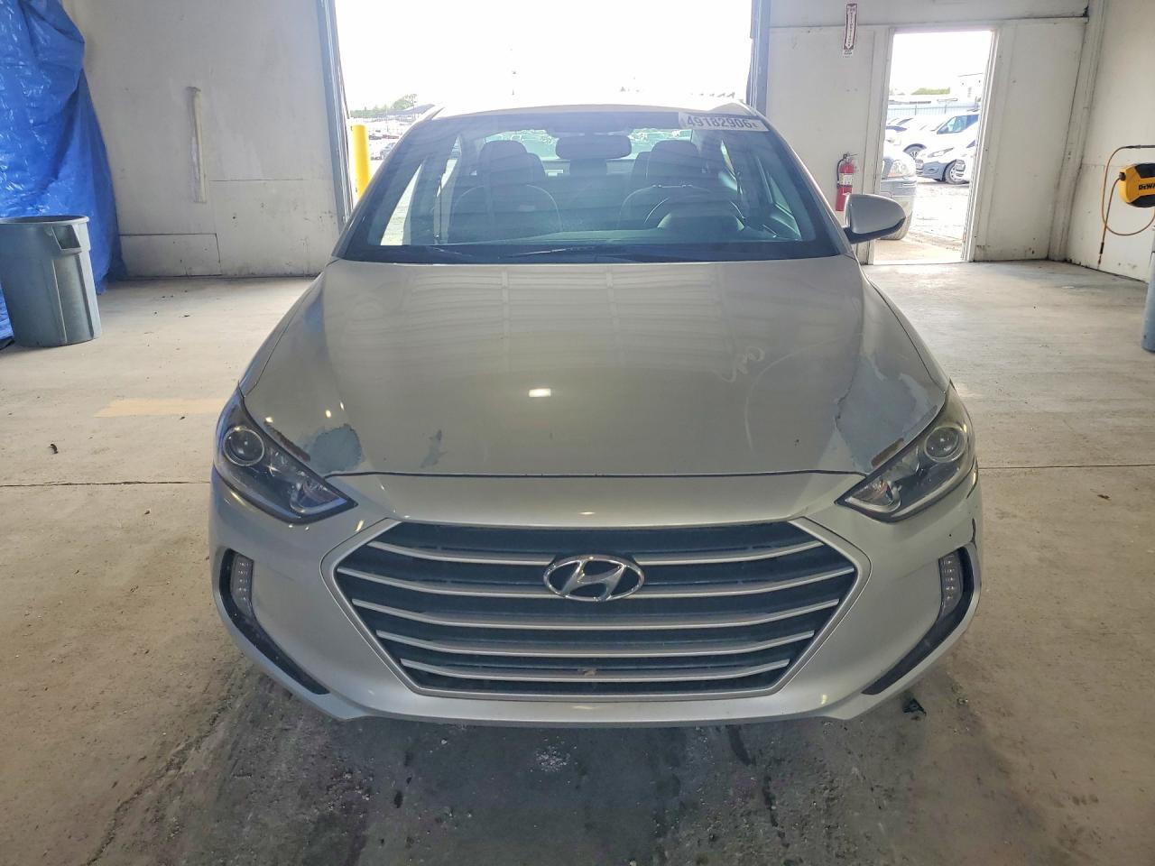 Hyundai ELANTRA Value Edition