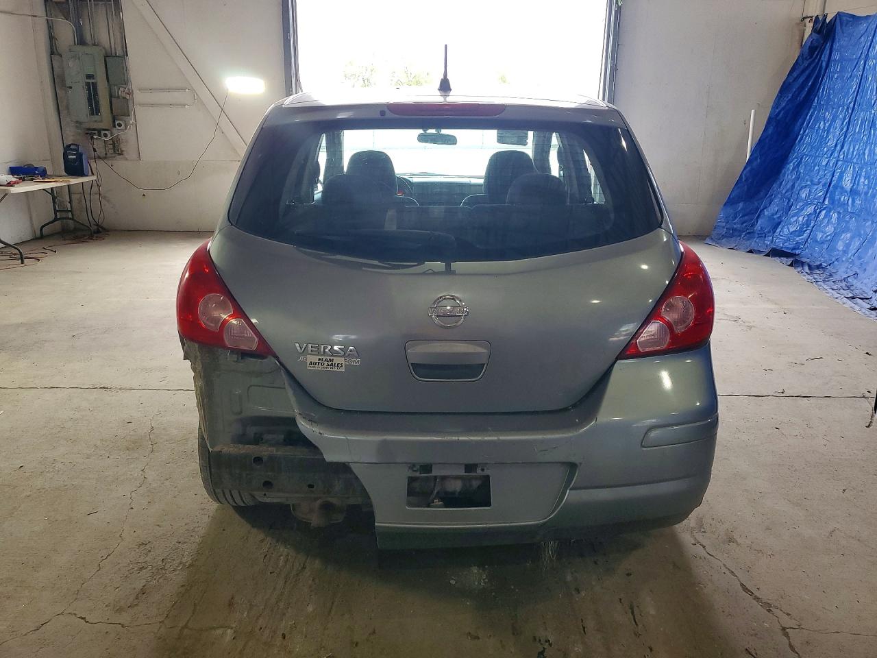 Nissan Versa 1.8 S