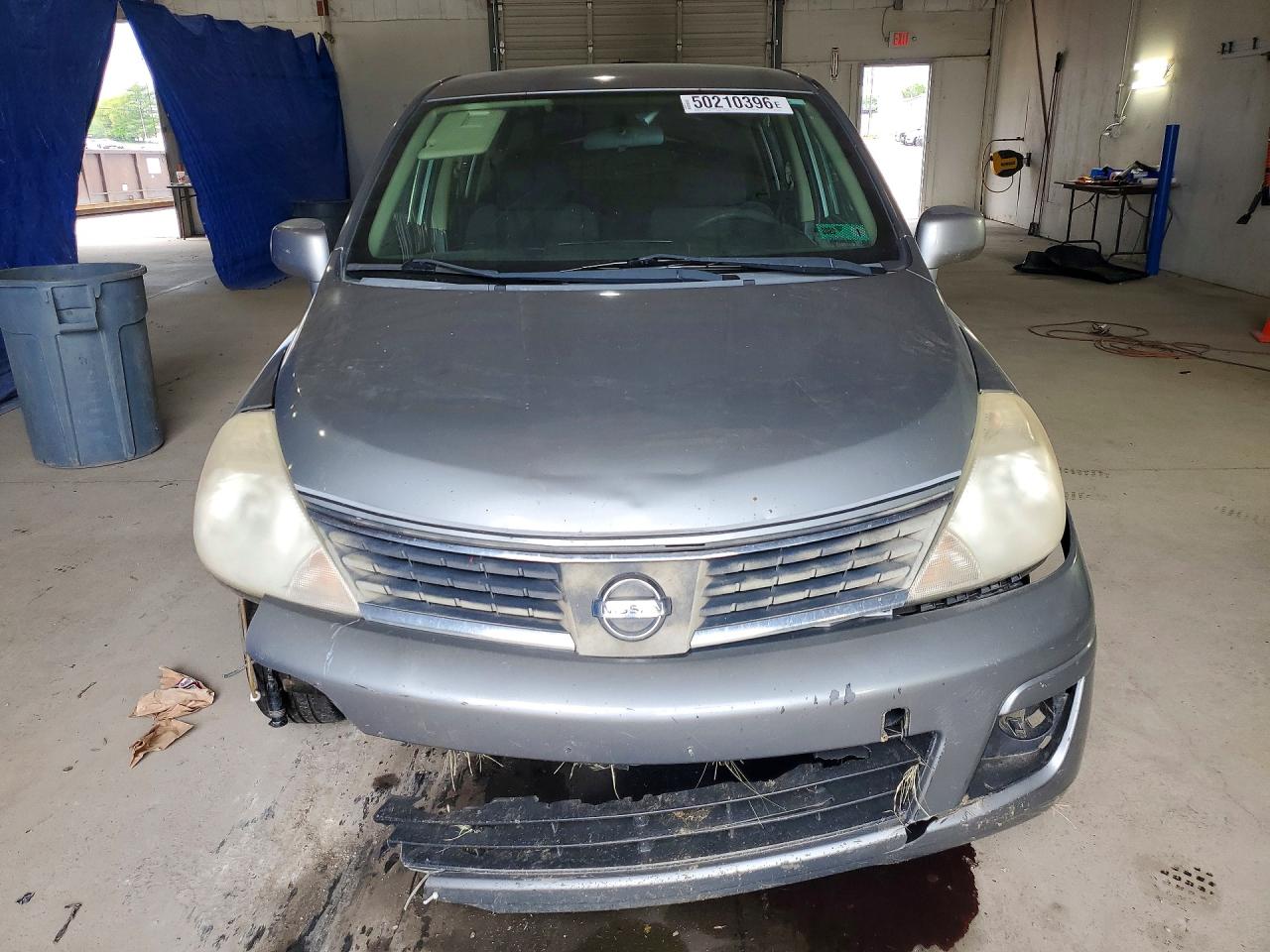 Nissan Versa 1.8 S