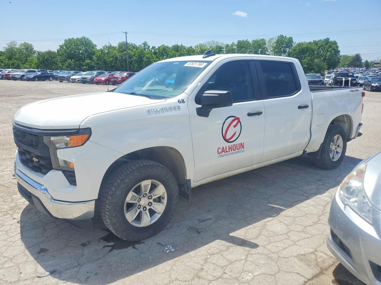 Salvage Chevrolet Silverado Image