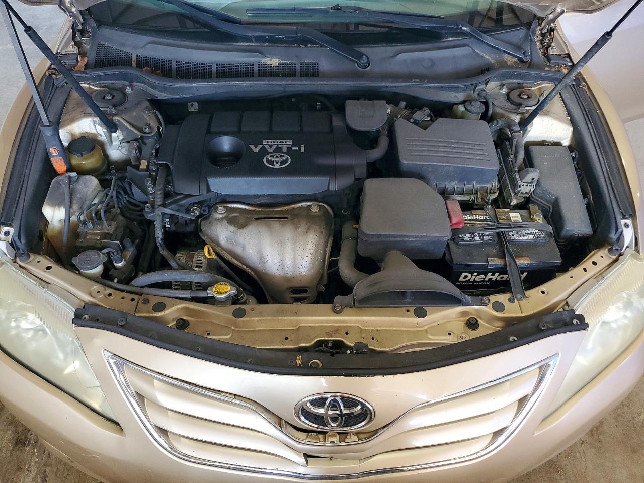 Toyota Camry Base