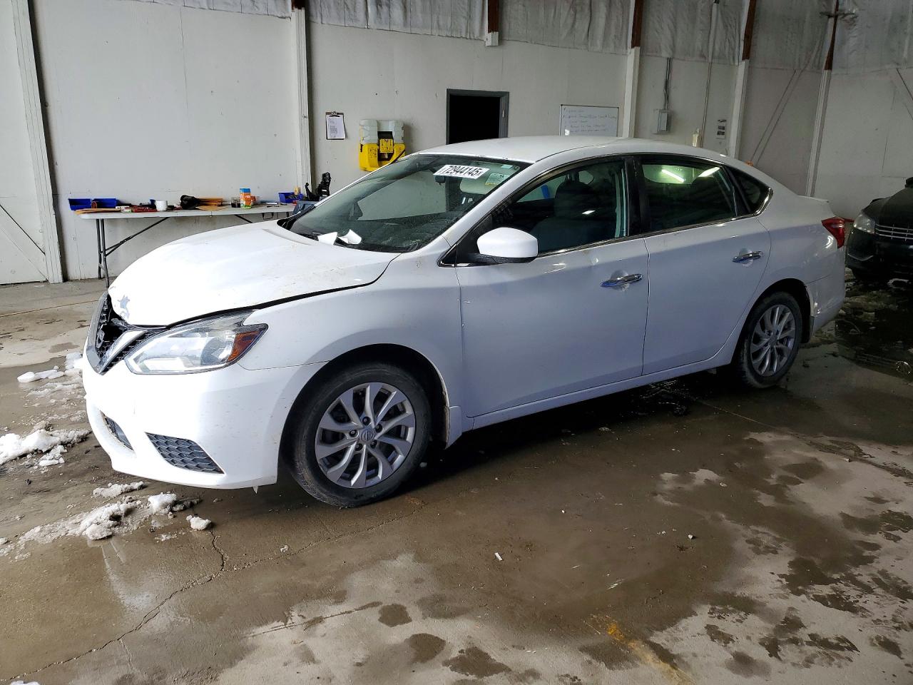 Salvage Nissan Sentra Image