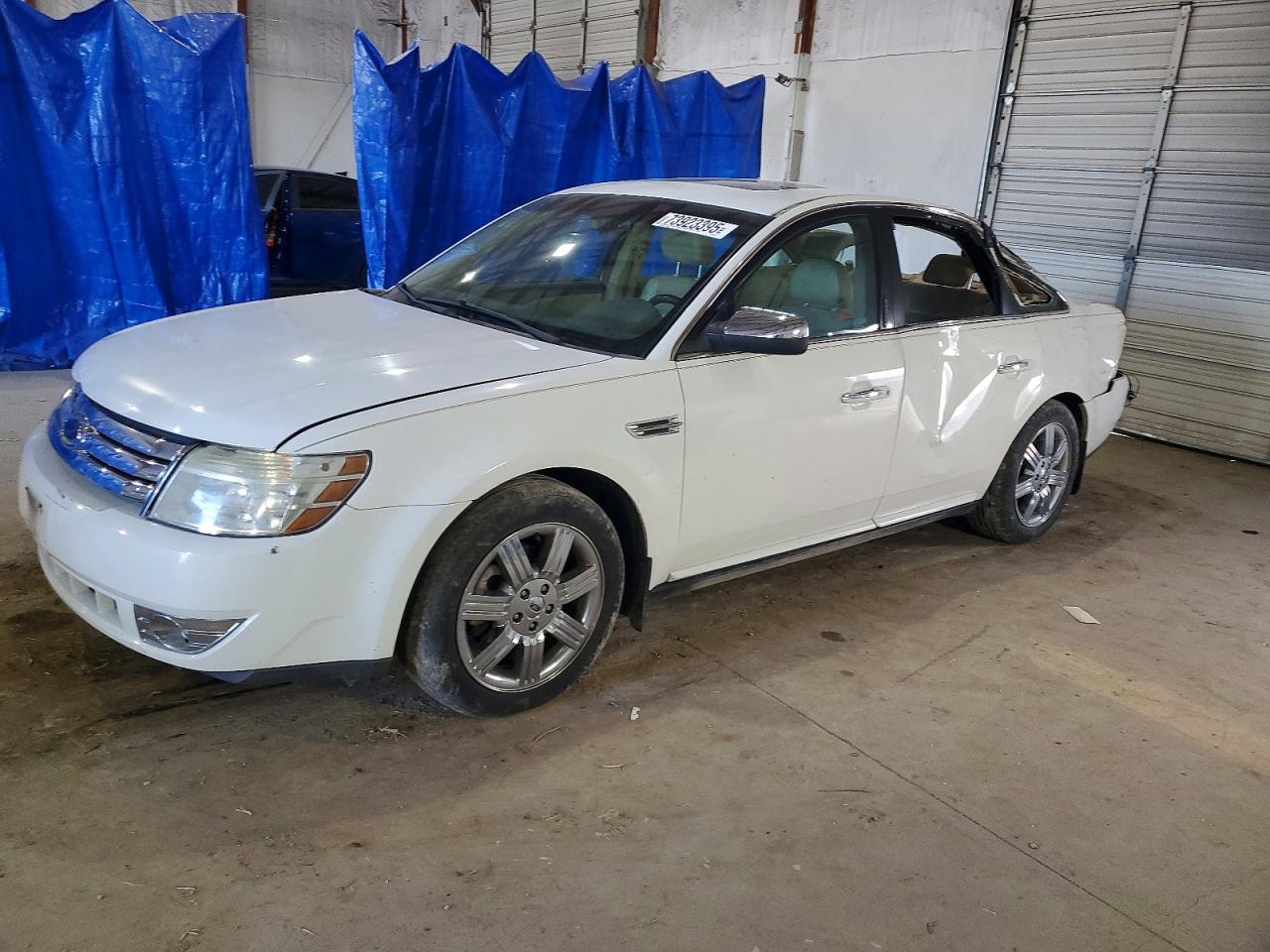Salvage Ford Taurus Image