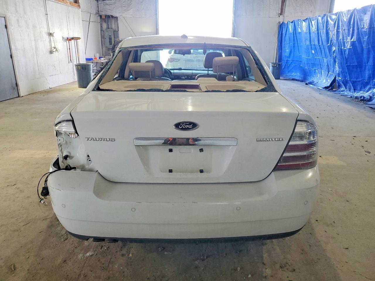 Ford Taurus Limited