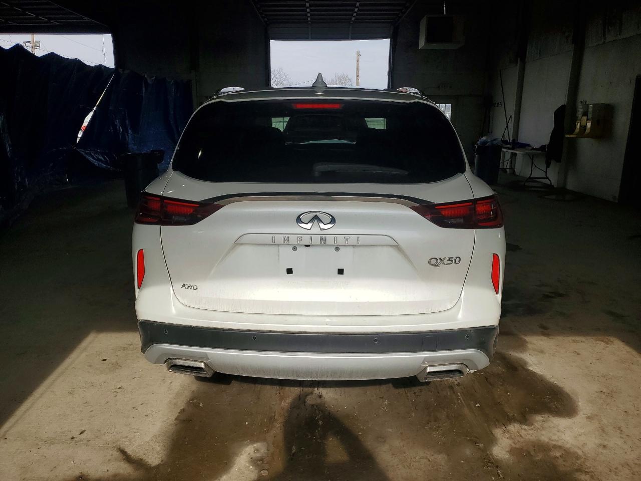 INFINITI Qx Luxe