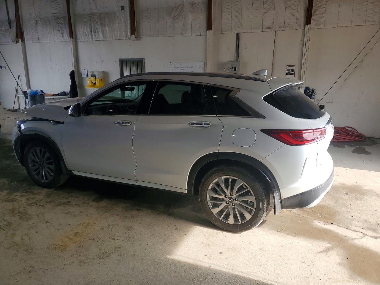 INFINITI Qx Luxe