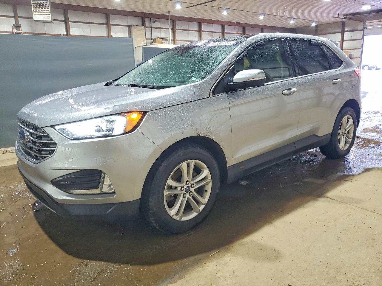 Salvage Ford Edge Image
