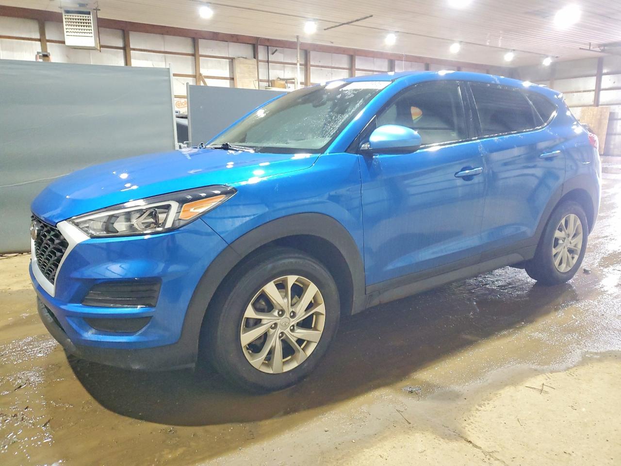 Salvage Hyundai TUCSON Image