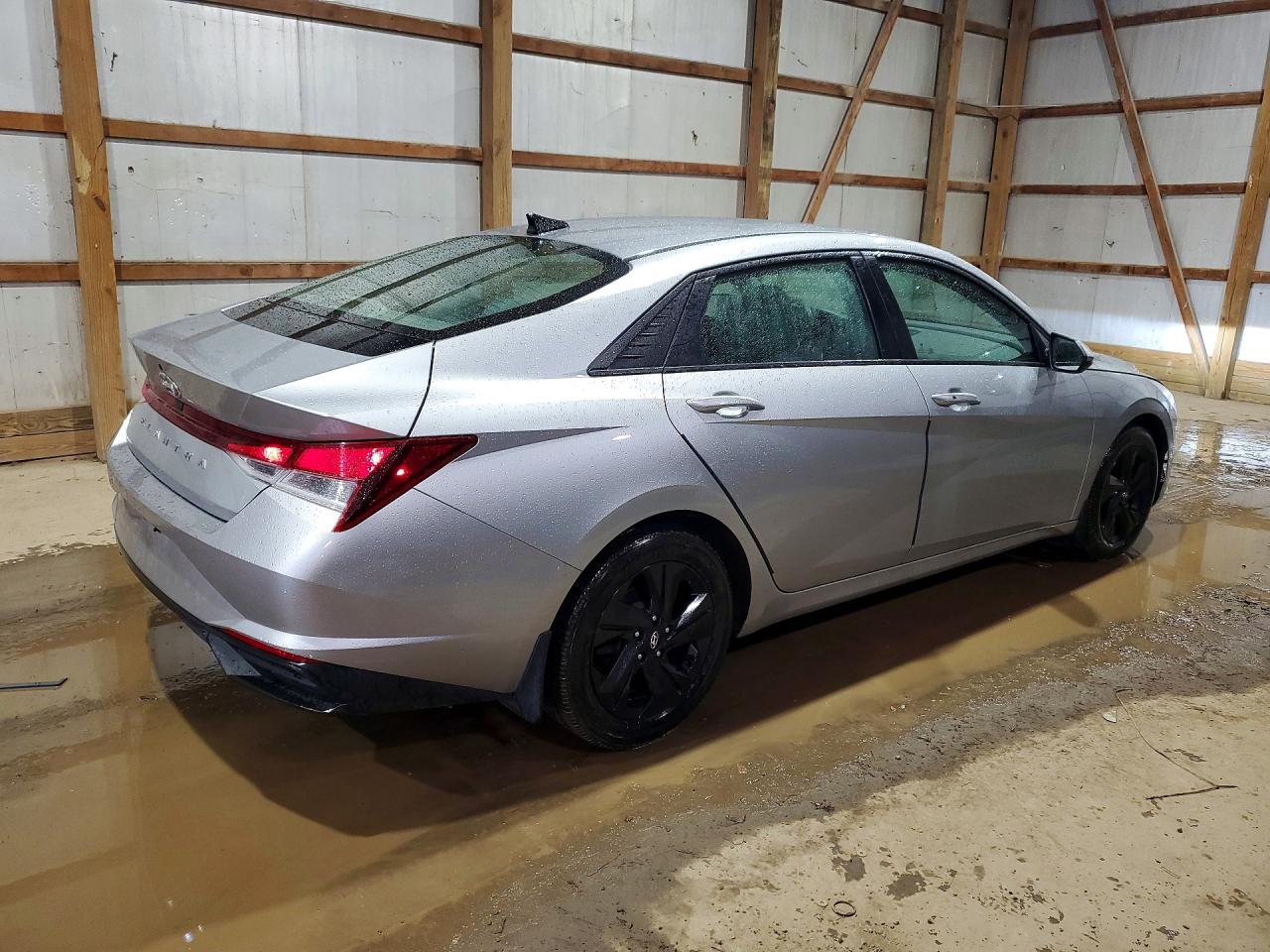 Hyundai ELANTRA Sel