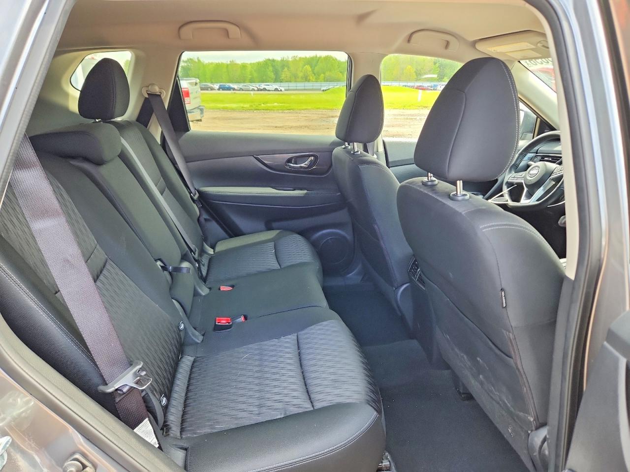 Nissan Rogue Sv