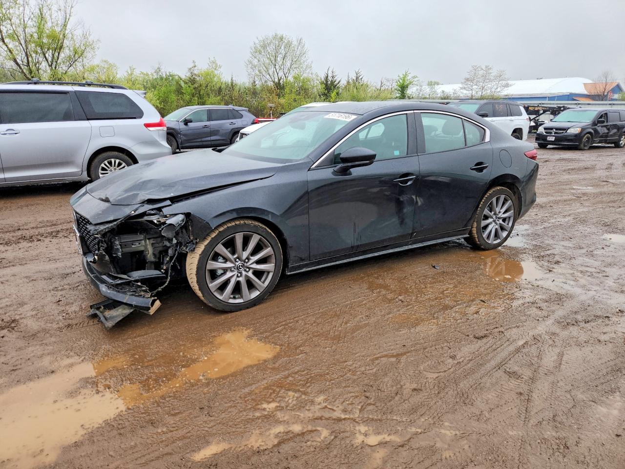 Salvage Mazda 3 Image
