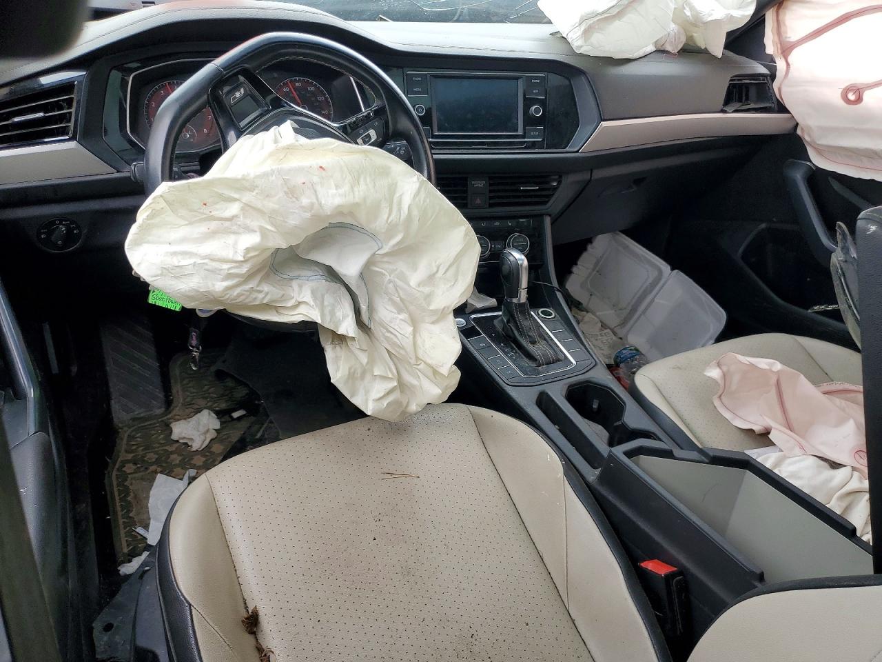 Volkswagen Jetta S