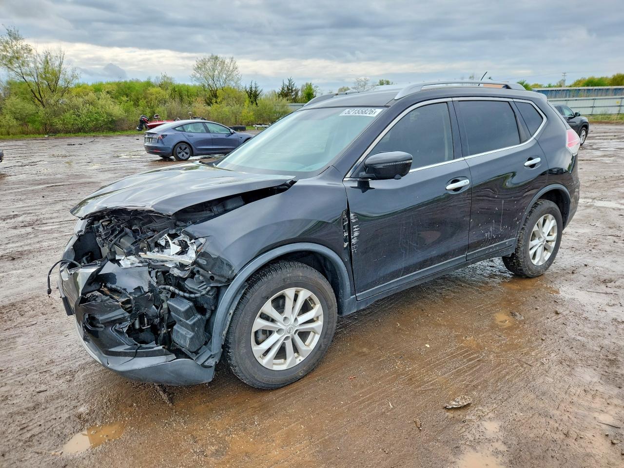 Salvage Nissan Rogue Image