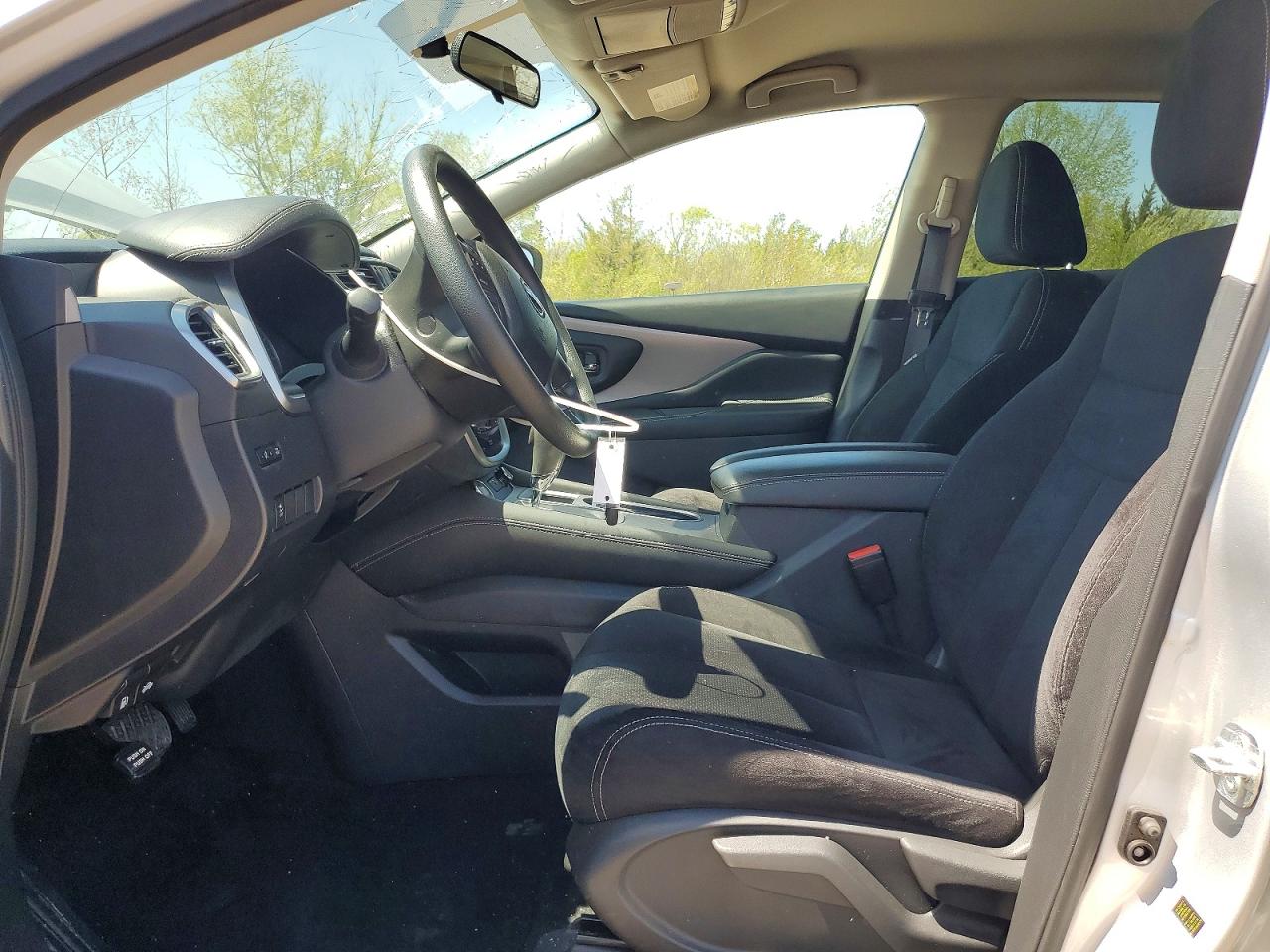 Nissan Murano S