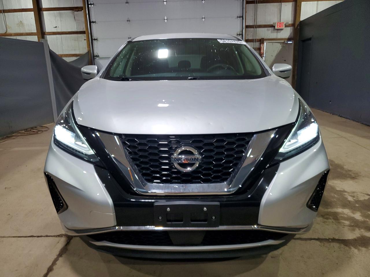 Nissan Murano S