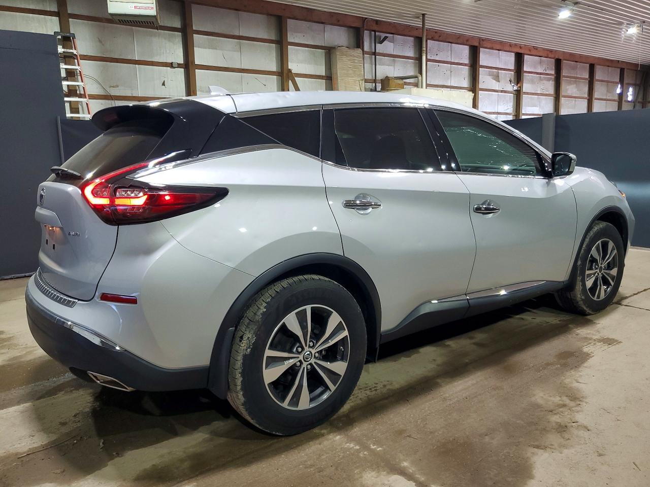 Nissan Murano S
