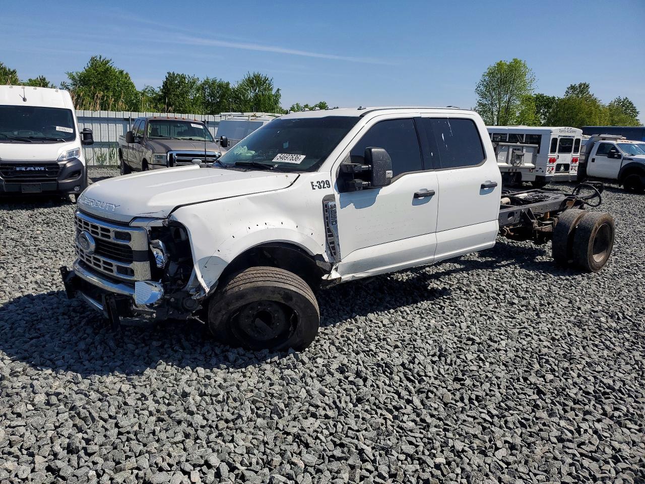 2023 Ford F-550