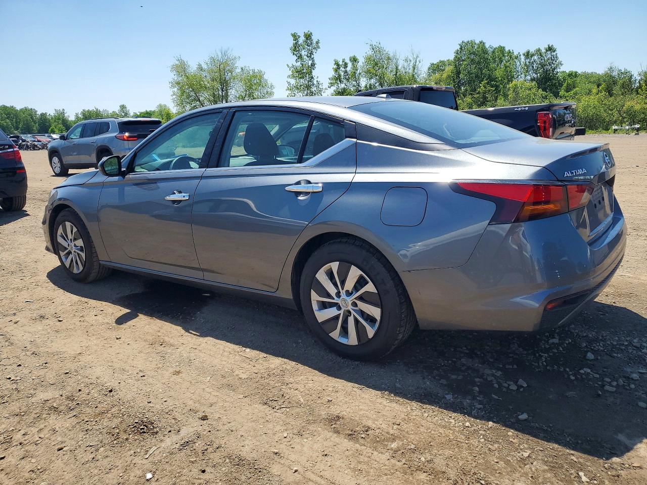Nissan Altima S