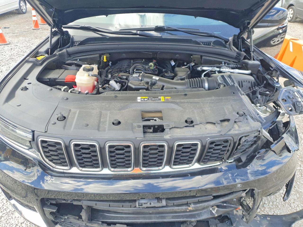 Jeep Cherokee L Laredo