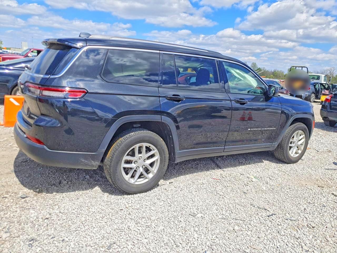 Jeep Cherokee L Laredo